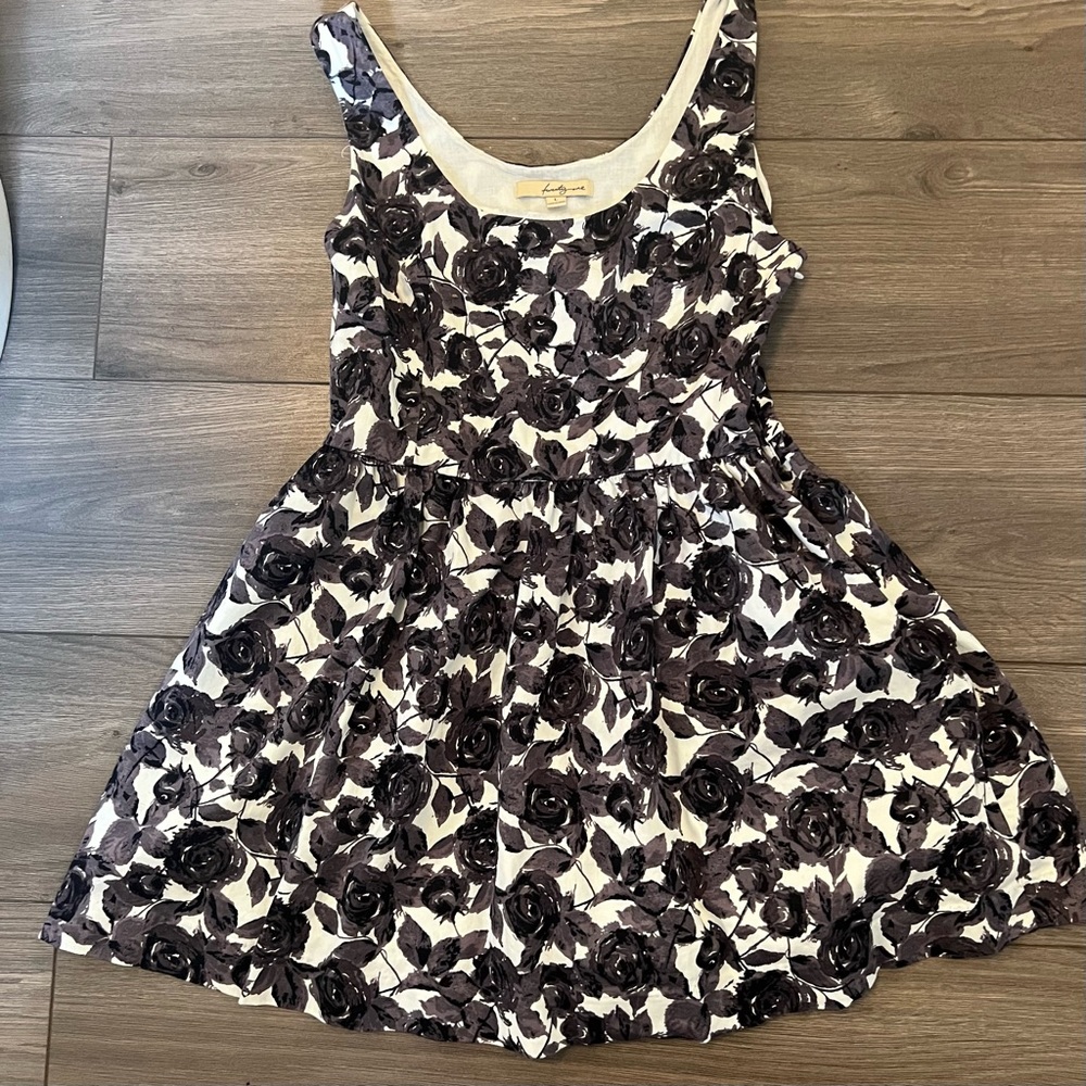 Grey and White Floral mini dress